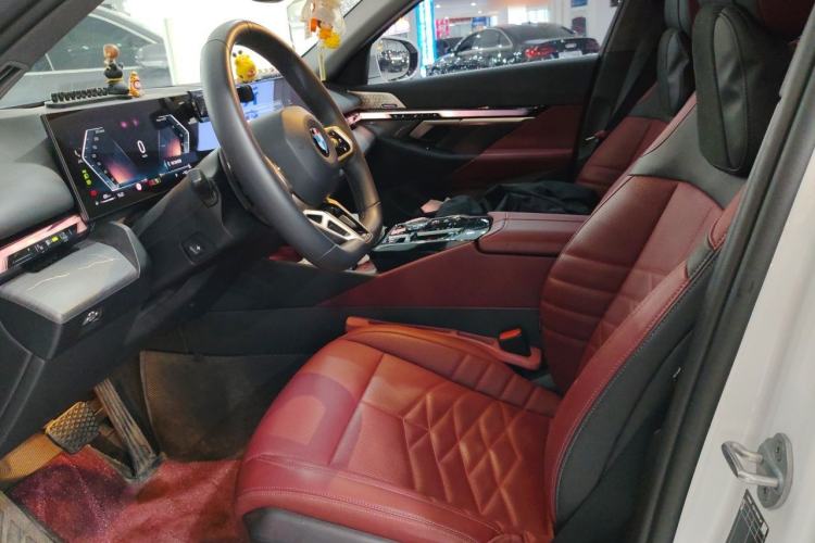 Used BMW 5 Series 2025 530Li Luxury Edition M Sport Package