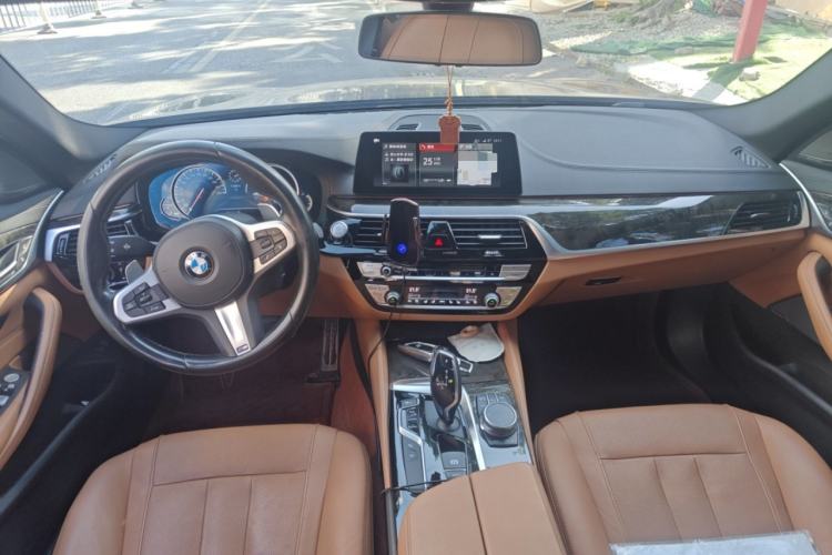 Used BMW 5 Series 2018 Restyled 530Li Luxury Edition M Sport Package