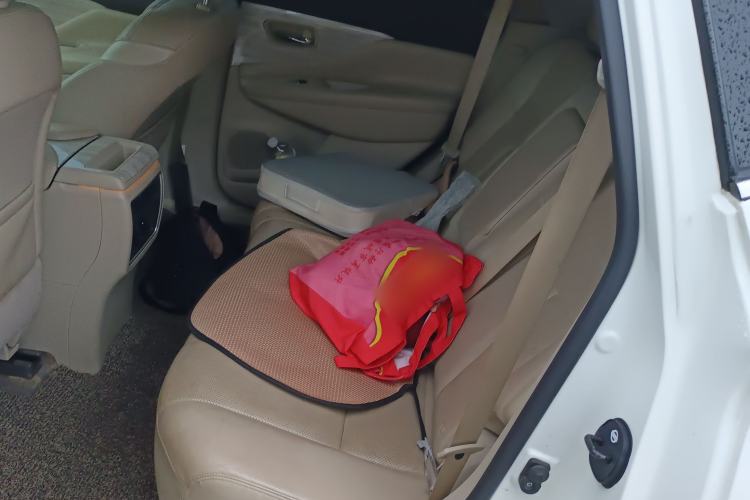 Used Nissan Murano 2019 2.5L XL Two-Wheel Drive Smart Connect Luxury Edition China VI Standard