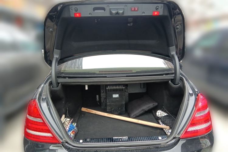 Used Mercedes-Benz S-Class 2010 S 600 L Trunk