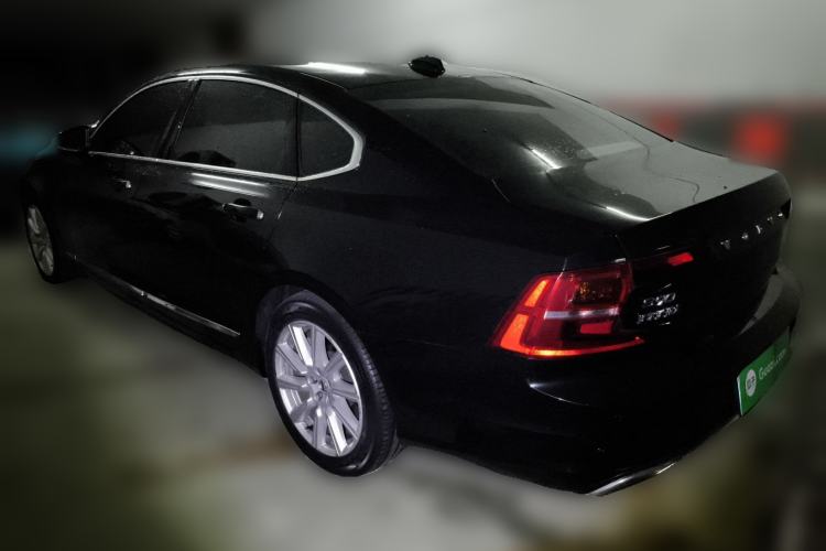 Used Volvo S90 2020 T5 Zhiyi Luxury Edition