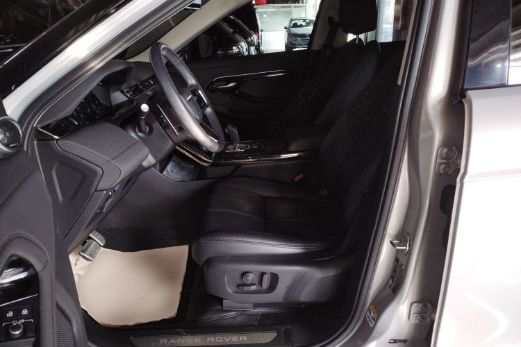 Used Land Rover Range Rover Evoque 2023 Aurora L 249 PS Collins Antique Bronze Special Edition
