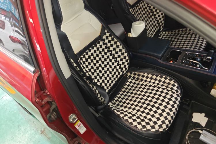 Used BYD Yuan PLUS 2022 430 km Luxury Version Right Front Seat