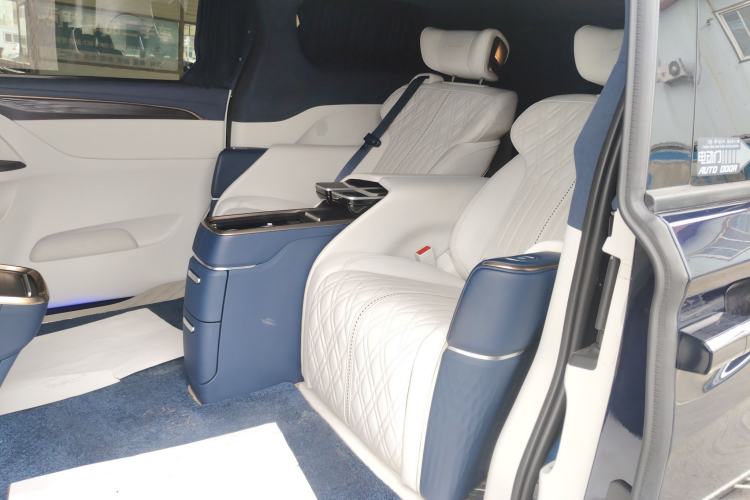 Used Buick GL8 2020 Avenir Avia Four-Seat Luxury Edition