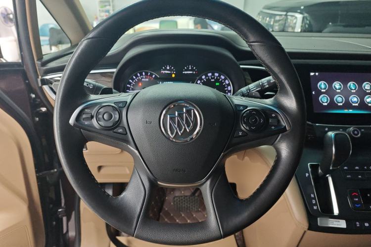 Used Buick GL8 2018 ES 28T Premium Model China VI Standard
