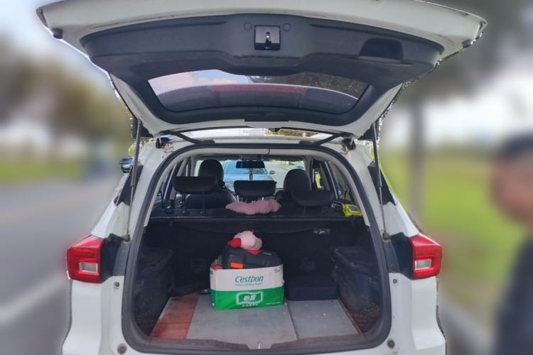 Used Haval M6 2017 1.5T Automatic Two-Wheel Drive Urban Model
