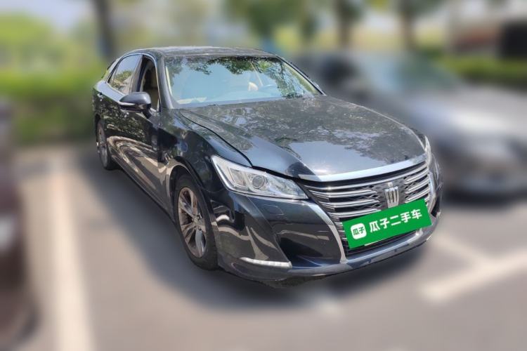 Used Toyota Crown 2015 2.0T Fashion Edition
