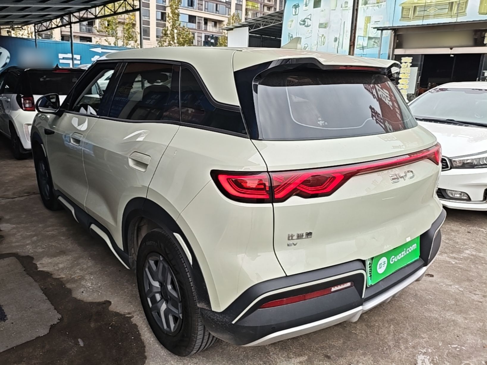BYD Yuan UP 2024 401 km Active Version — снимка 4
