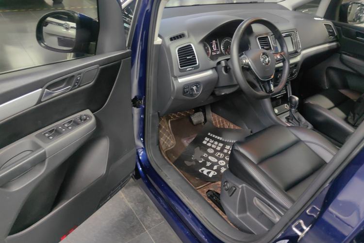 Used Volkswagen Sharan 2018 Revised Version 380TSI Comfort Edition 7-Seater
