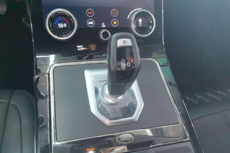 Used Land Rover Range Rover Evoque 2020 249 PS Youth Edition
