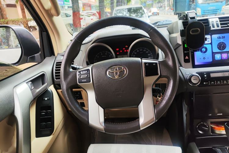 Used Toyota Prado 2014 2.7L Automatic Luxury Edition
