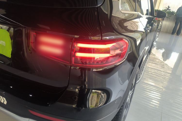 Used Mercedes-Benz GLB 2024 GLB 200 Dynamic Edition Exterior 3