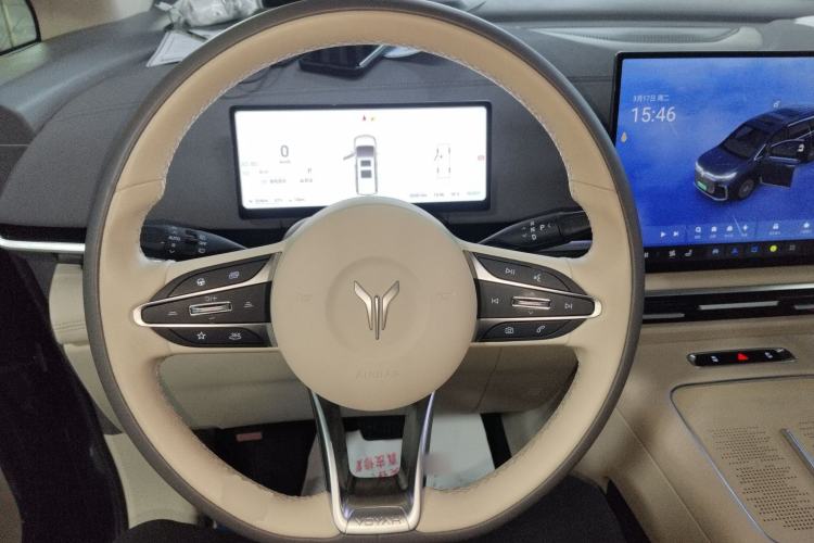 Used VOYAH Dream 2025 PHEV Four-Wheel-Drive Flagship Kunpeng Edition
