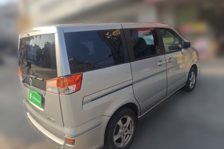 Used Dongfeng Shuaike 2011 1.6L Manual Luxury 7-Seater