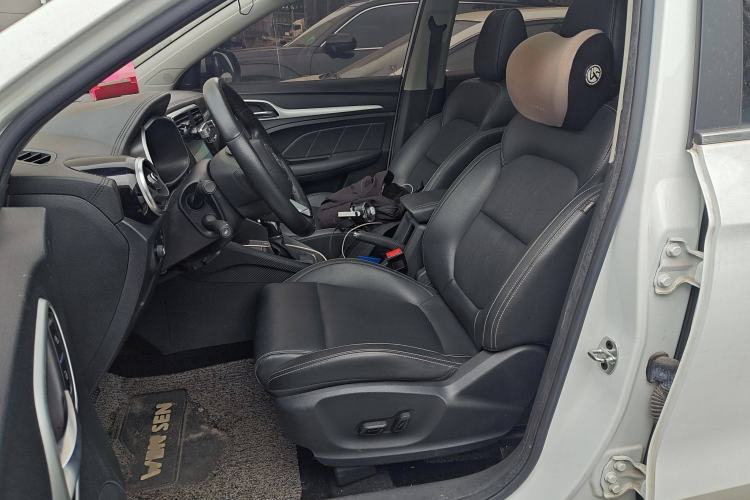Used MG ZS 2018 1.5L Automatic Luxury Edition China V Standard

