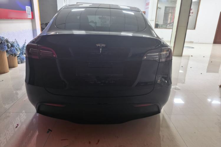 Used Tesla Model Y 2023 Rear-Wheel-Drive Version Exterior 4