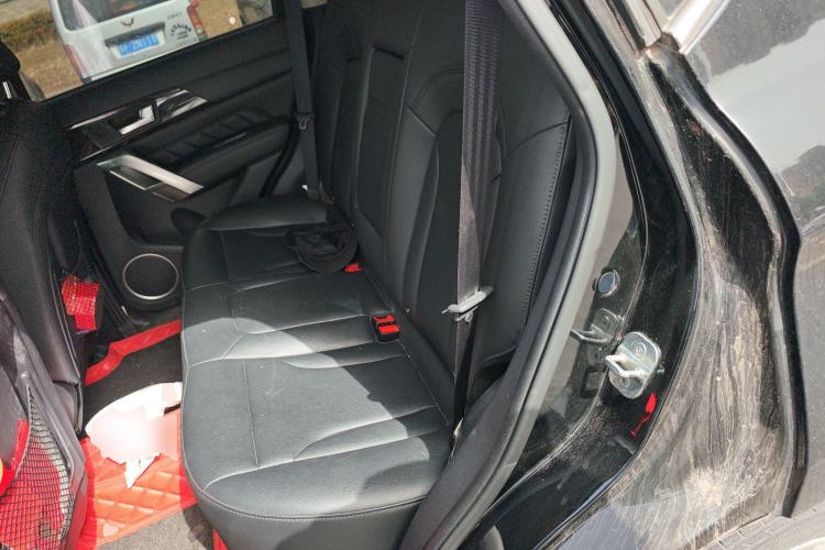 Used Haval H2 2016 Red-Label 1.5T Manual Two-Wheel Drive Luxury Model