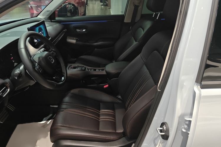 Used Honda ZR-V 2023 2.0L eHEV Sharp - Deluxe Edition
