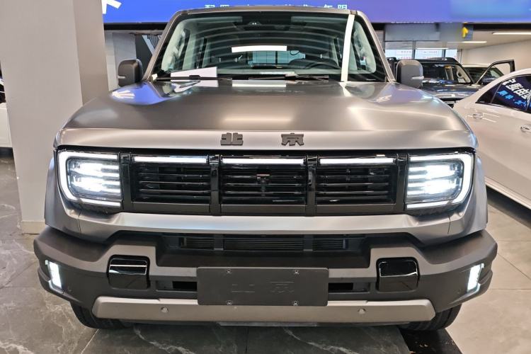 Used BAIC Off-Road BJ40 2024 2.0T All-New Urban Hunter Edition Chivalrous Style