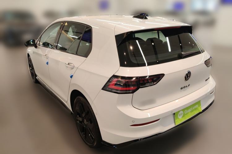 Used Volkswagen Golf 2025 300TSI R-Line Rear Left 45 Deg