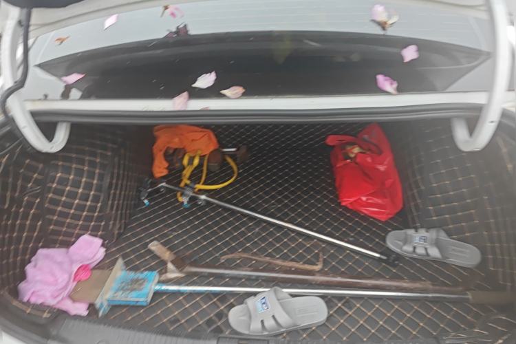 Used Roewe i6 2020 PLUS 1.6L CVT 4G Connected Glory Flagship Edition
