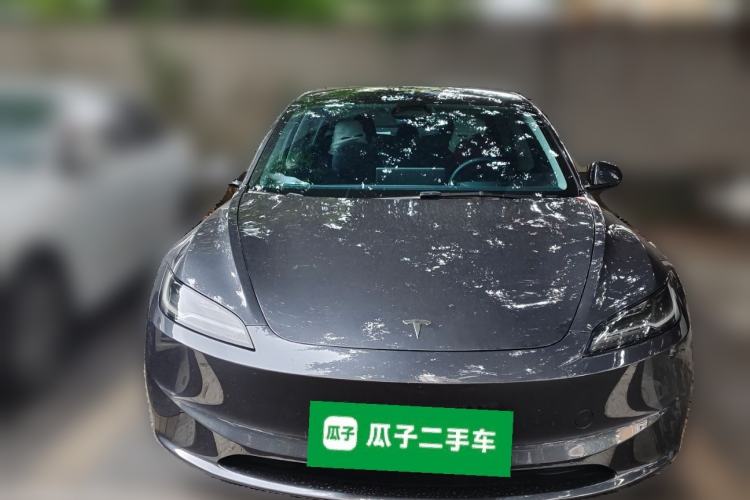 Used Tesla Model 3 2023 Long-Range All-Wheel-Drive Version