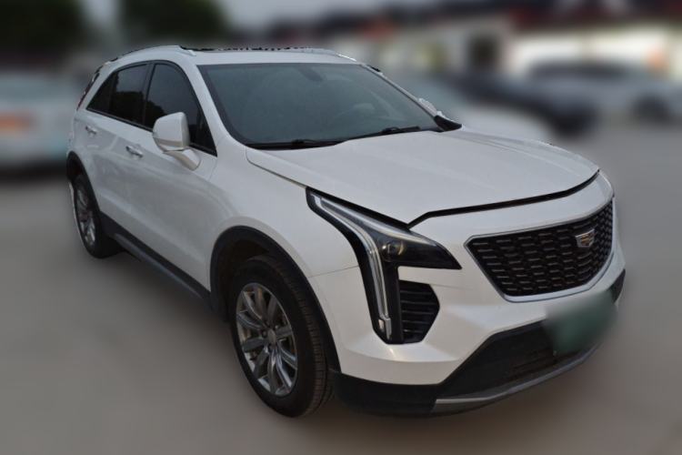 Used Cadillac XT4 2020 28T Two-Wheel-Drive Leading Version Front Right 45 Deg