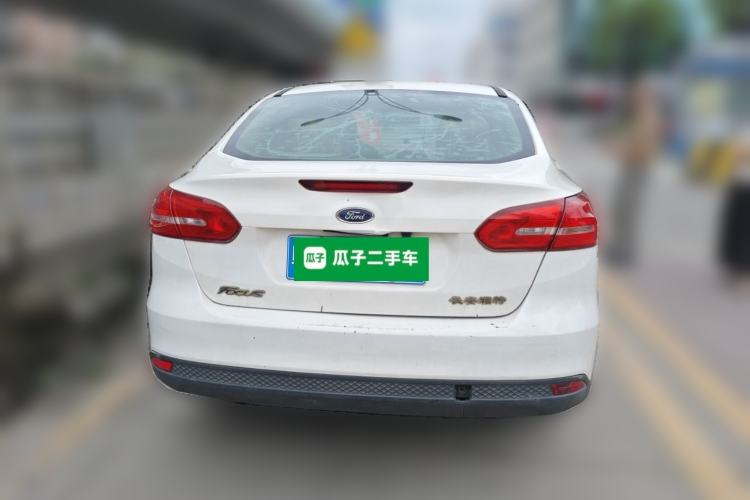 Used Ford Focus 2015 Sedan 1.6L Manual Comfort Model
