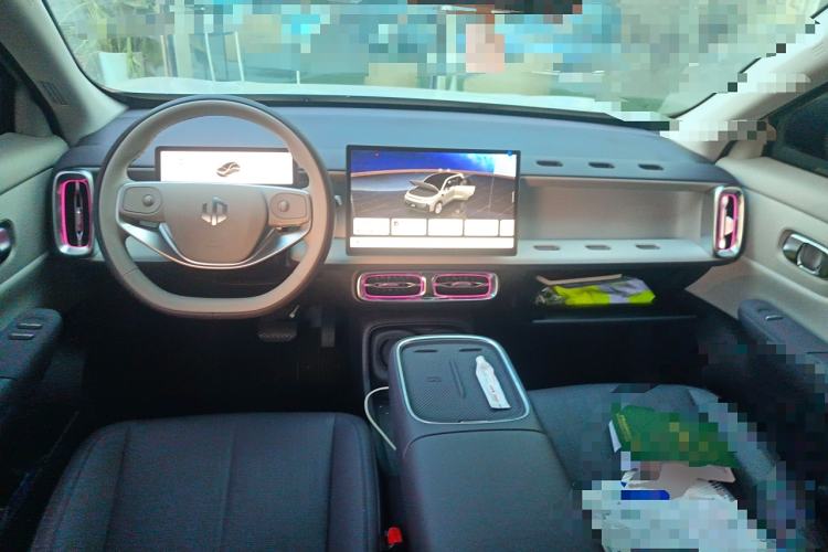 Used Leapmotor B10 2025 510 Joyful Edition Center Console