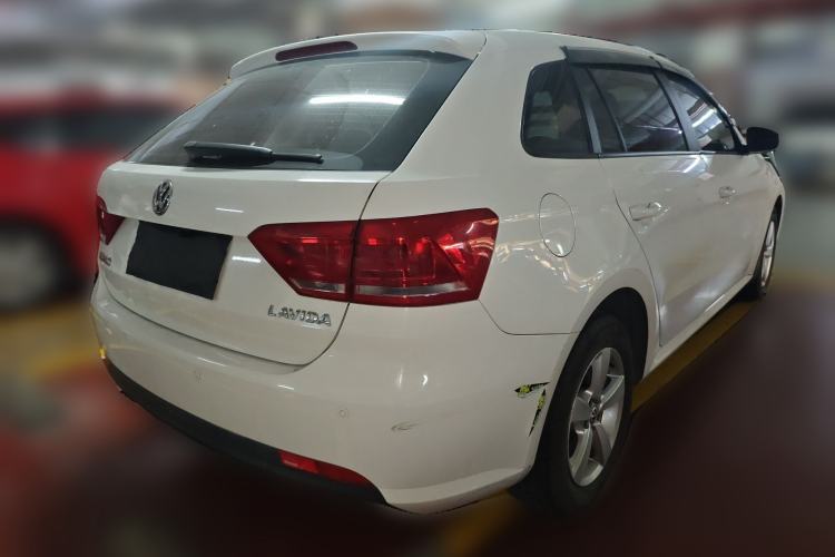 Used Volkswagen Gran Lavida 2013 1.6L Manual Fashion Model Rear Right 45 Deg