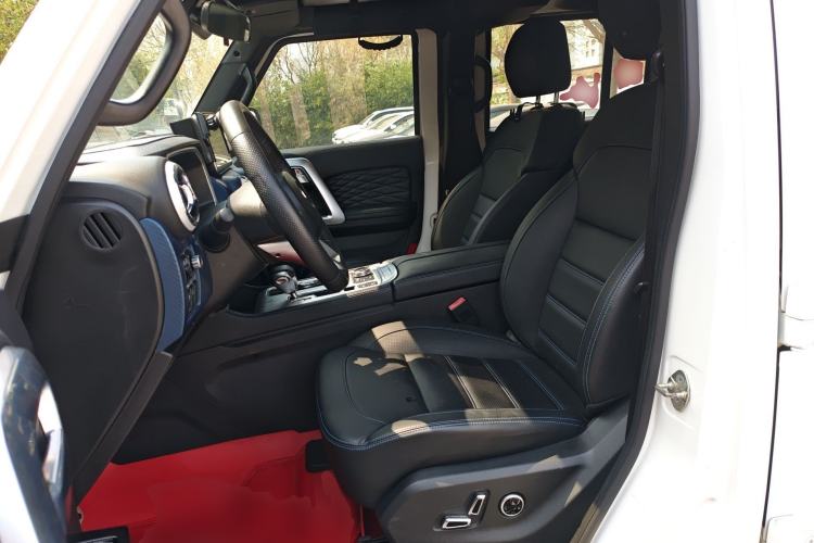 Used BAIC Off-Road BJ40 2019 2.3T Automatic Four-Wheel Drive Urban Hunter Edition Premium Model China VI Emission Standard