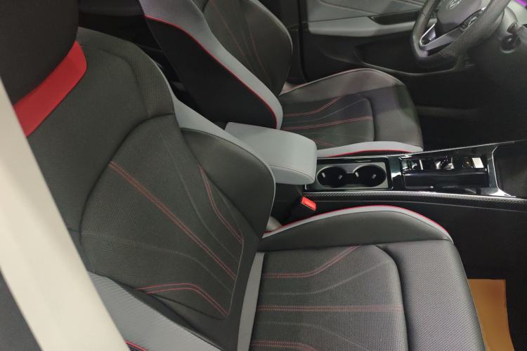 Used Volkswagen Lamando 2024 Lavida L 280TSI DSG Cool & Spicy Edition Right Front Seat