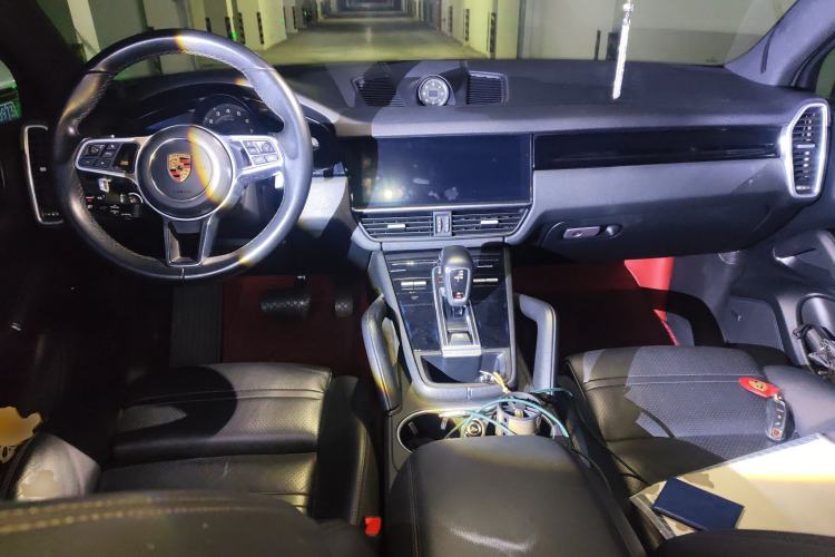 Used Porsche Cayenne 2018 Cayenne 3.0T Center Console