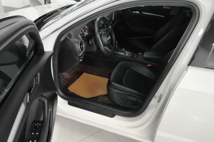 Used Audi A3 2019 Sportback 35 TFSI Ambition China V
