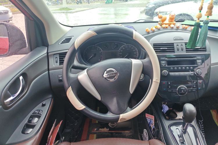 Used Nissan Tiida 2013 1.6L CVT Cool Cafe Edition Steering Wheel