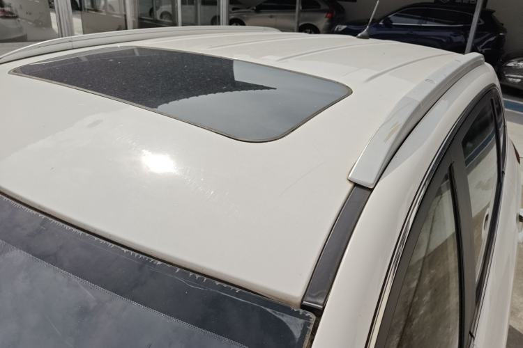 Used Chery Tiggo 5 2014 2.0L Manual Jia Yue Edition Roof