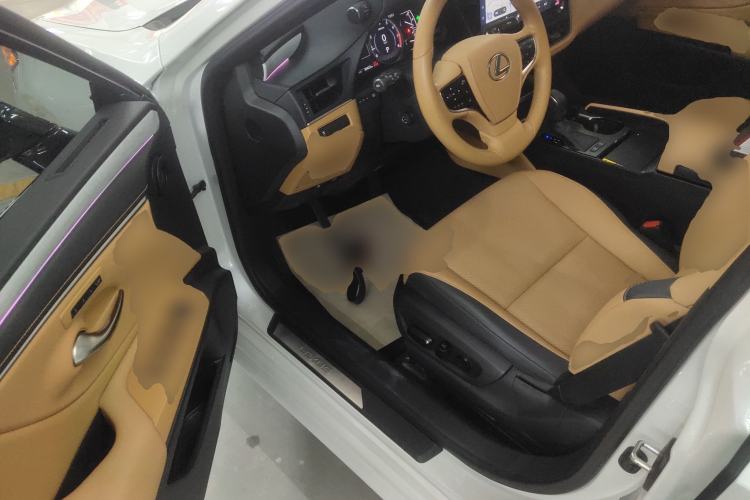 Used Lexus ES 2025 200 Premium Edition