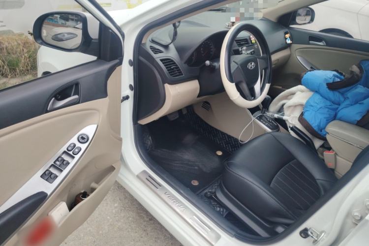 Used Hyundai Verna (older generation) 2016 1.4L Automatic Leading-Edge GLX
