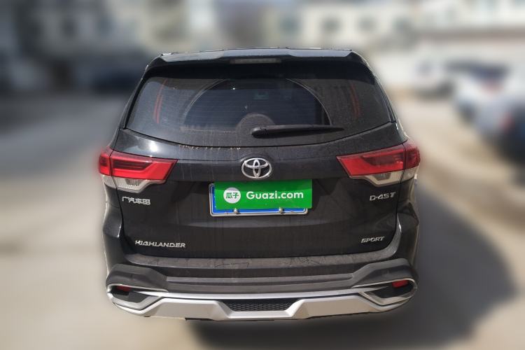 Used Toyota Highlander 2018 2.0T Two-Wheel Drive Luxury Edition 7 Seats China VI Standard

