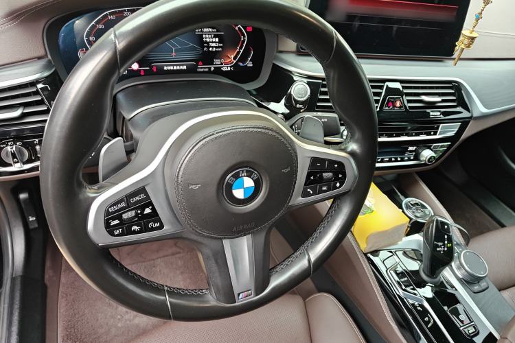 Used BMW 5 Series 2022 Second Facelift 530Li Luxury Version M Sport Package
