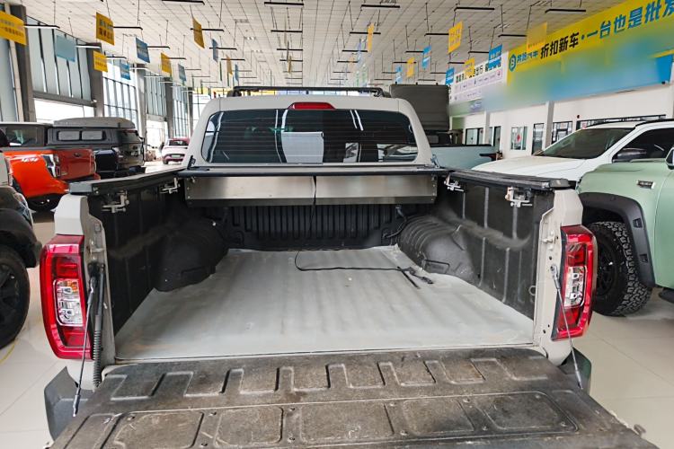 Used SAIC MAXUS T90 2022 2.0T Diesel Automatic 4x4 SAIC Bull—Demon Standard Cab
