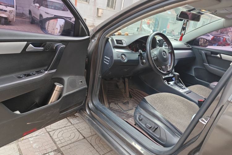 Used Volkswagen Magotan 2015 1.8TSI Comfort Model Driver Seat