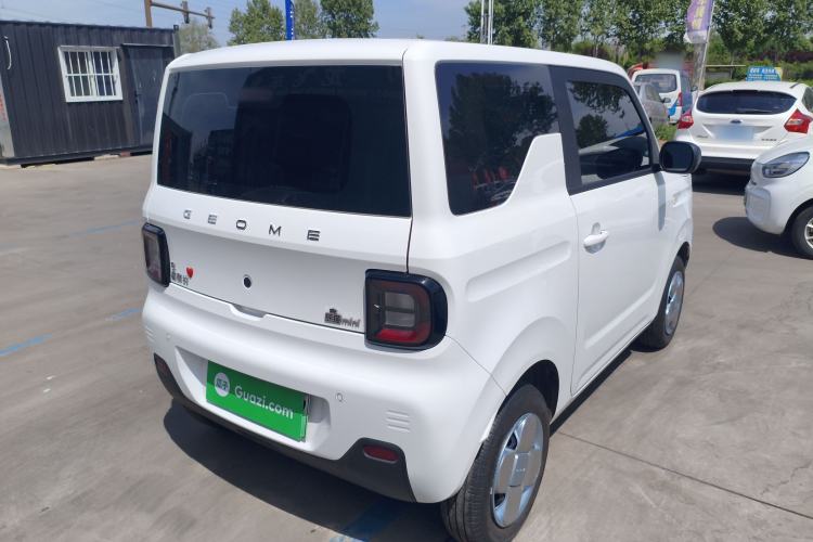 Used Geely Galaxy Panda 2024 Panda Mini 200km Endurance Bear
