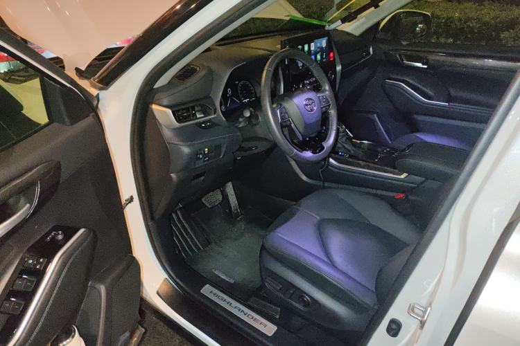 Used Toyota Highlander 2024 2.5L Smart Electric Hybrid Dual-Engine Four-Wheel Drive Prestige Version – 7 Seats Driver Seat