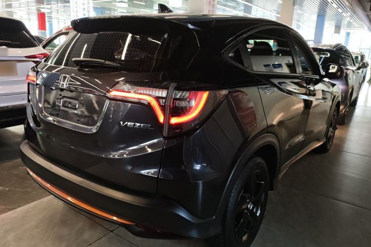 Used Honda Vezel 2022 1.5L CVT Phantom Night Pioneer Edition
