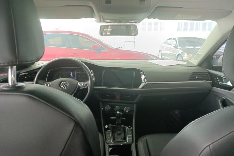 Used Volkswagen Sagitar 2020 280TSI DSG Comfort Version China VI Standard Center Console