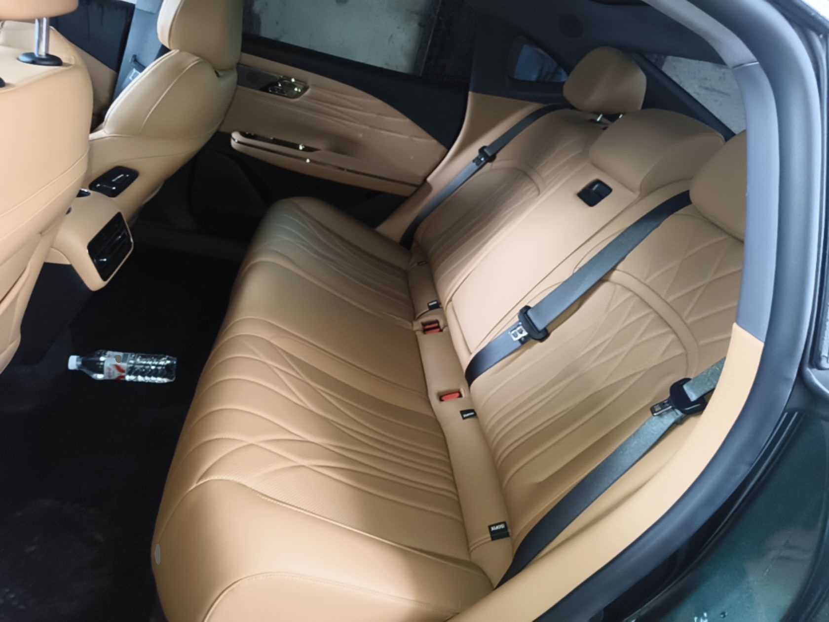 Geely Galaxy 8 2025 130km EM-P Starship Edition — снимка 20
