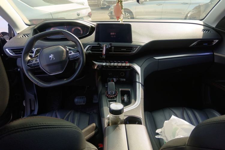 Used Peugeot 5008 2017 380THP 7-Seater Boundary-Free Edition Center Console