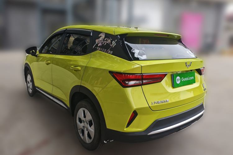 Used Wuling Alvez 2022 1.5L Manual Free-Style Model
