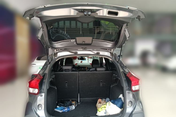 Used Nissan Kicks 2019 1.5L CVT Smart Connect Luxury Edition
